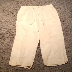 Liz Wear Linen Capris by Liz Claiborne